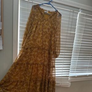 Boutique maxi dress